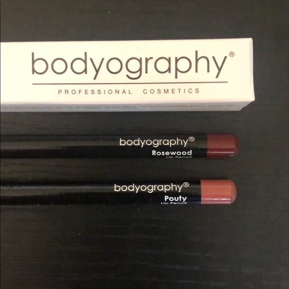 BODYOGRAPHY-LIP PENCIL SET!👄 - Picture 2 of 4